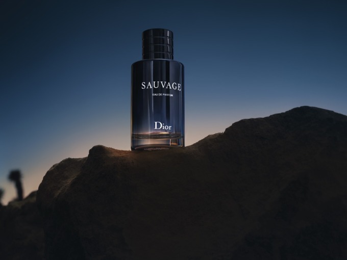 ディオールのメンズ香水「ソヴァージュ」から新オードゥ パルファン