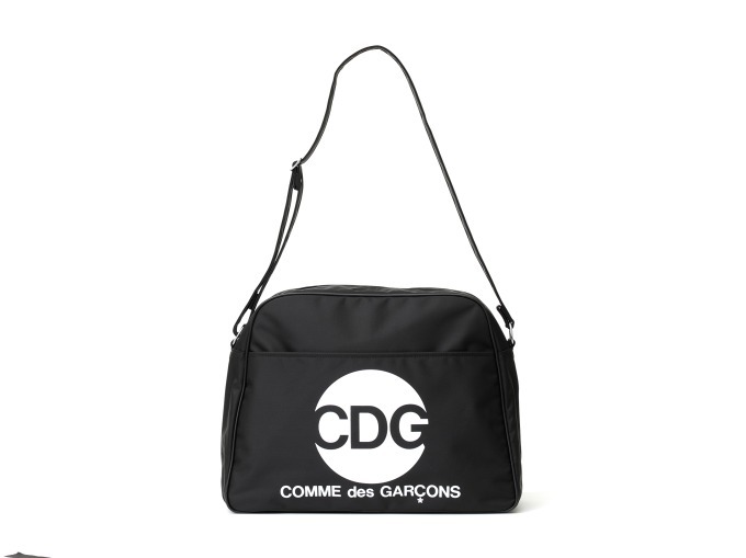 コム デ ギャルソン新ブランド「CDG」表参道＆大阪に旗艦店オープン