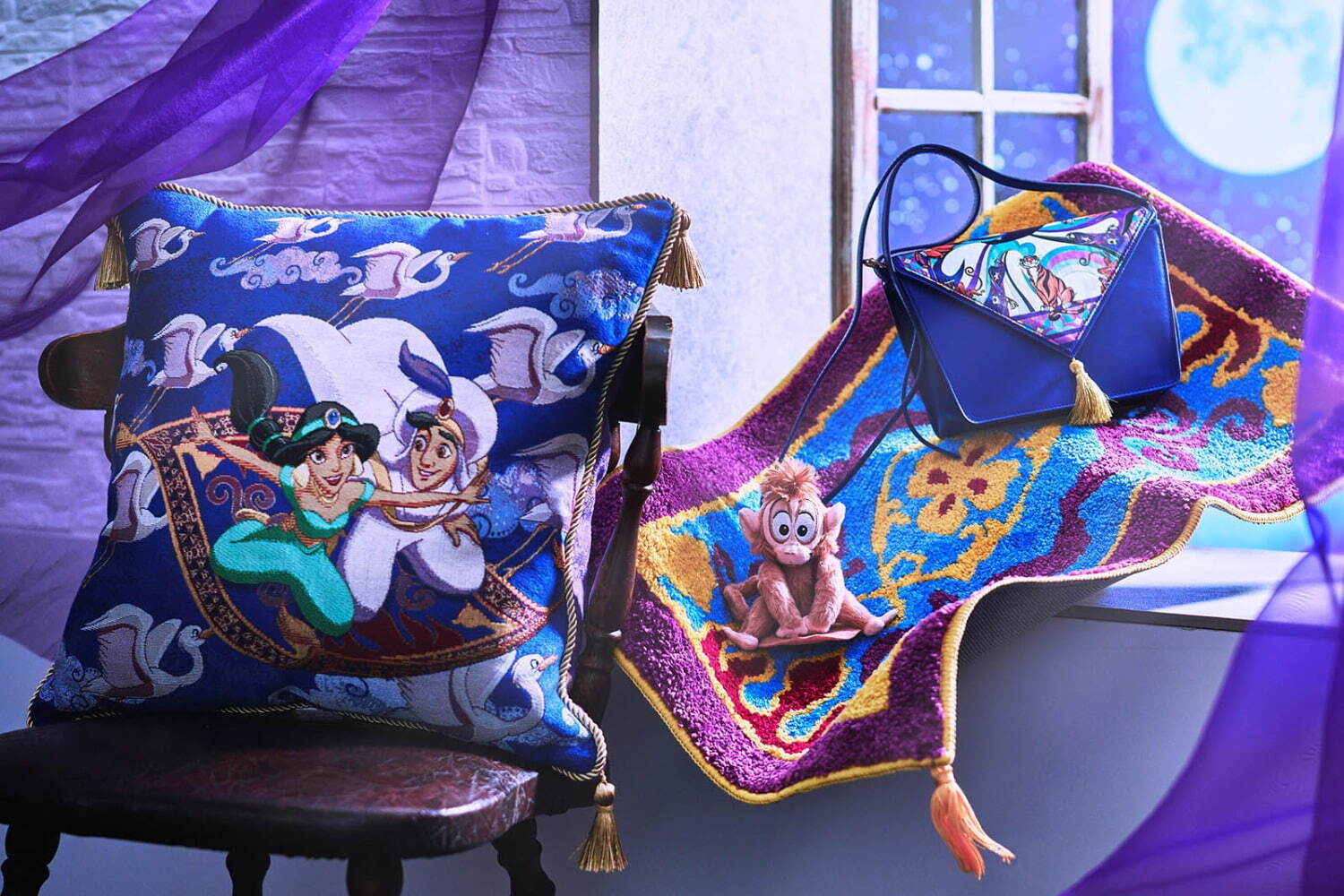 ディズニーストア『アラジン』30周年記念アイテム、魔法のじゅうたん