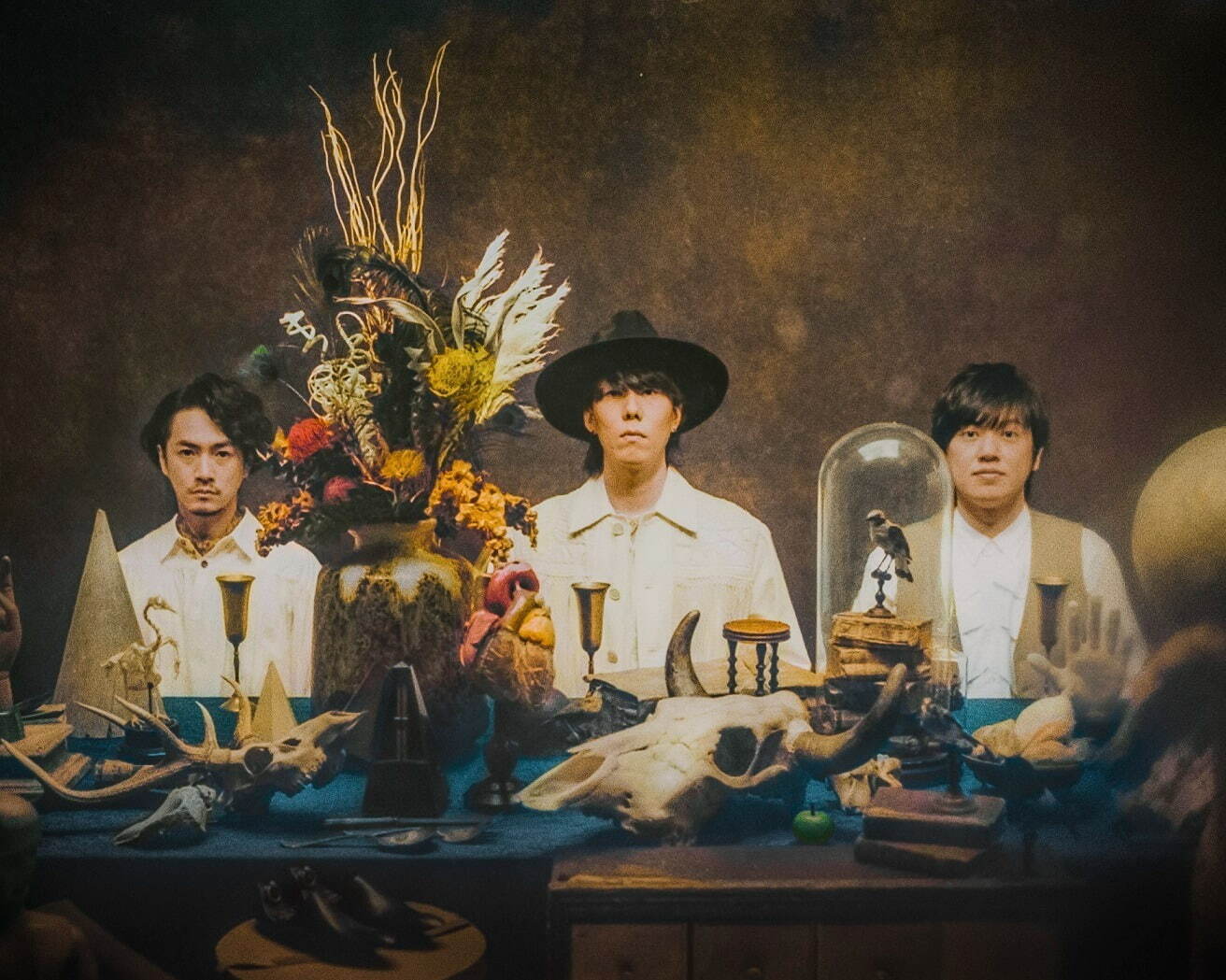 RADWIMPSの最新アルバム『FOREVER DAZE』菅田将暉やiriとのコラボ含む