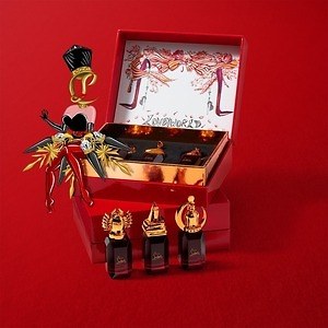 クリスチャン ルブタン ビューティ22年クリスマスコフレ、初の