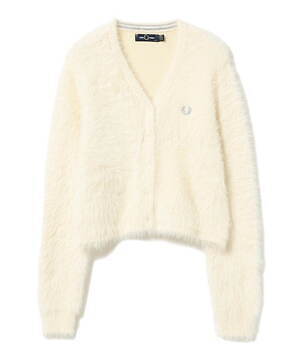 フレッドペリー×レイ ビームス新作カーディガン、Vネック＆ショート丈