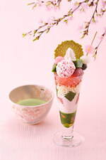 京都・伊藤久右衛門「さくら抹茶パフェ」ふわっと“桜香る”アイス