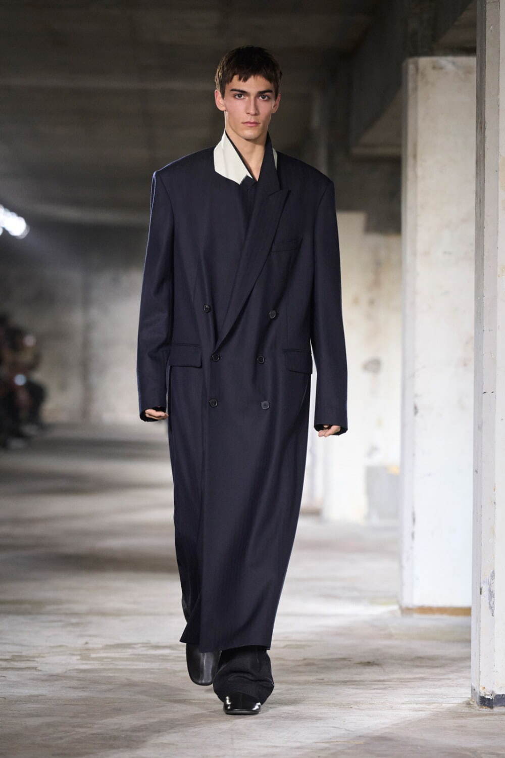 写真11/63｜ドリス ヴァン ノッテン(DRIES VAN NOTEN) 2024-25年秋冬