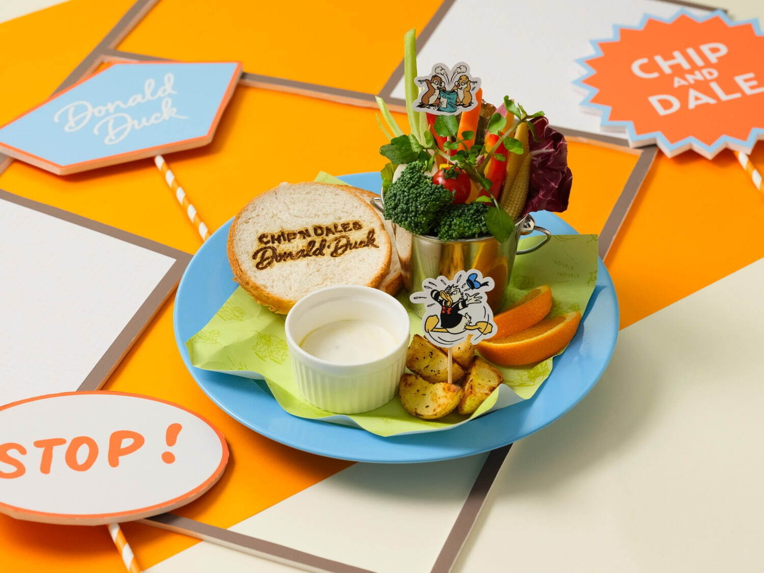 チップとデール＆ドナルドダックのスペシャルカフェが東京と大阪に