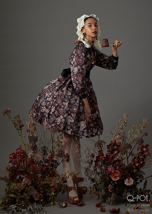 Q-pot. Dress、“テディベア＆カヌレ”の総柄パフスリーブドレスやフリル