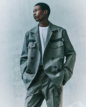 sacaiとダブルタップスのコラボウェア、バックサテンの“ミリタリー風