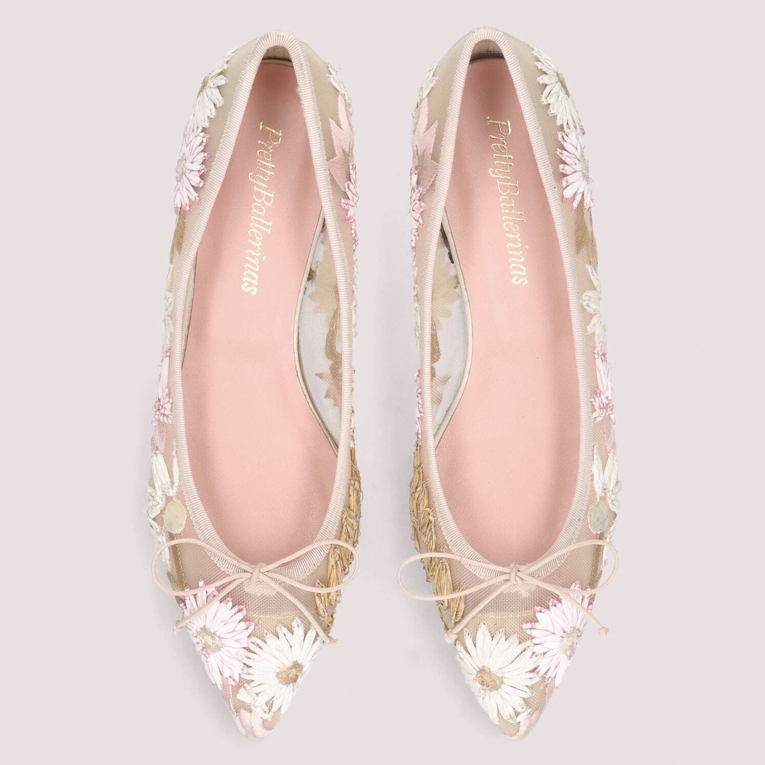 プリティ・バレリーナ“花咲く刺繍”シューズ、チュールのフラット