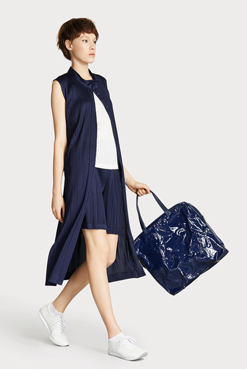 プリーツ プリーズ イッセイ ミヤケの新作発売 - インディゴの染と色が