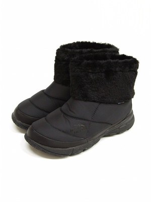 エミ×ザ・ノース・フェイス、エコファーをあしらった防水ヌプシ