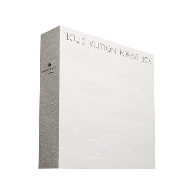 ルイ・ヴィトンが写真集を出版、坂本龍一と森を守るプロジェクト