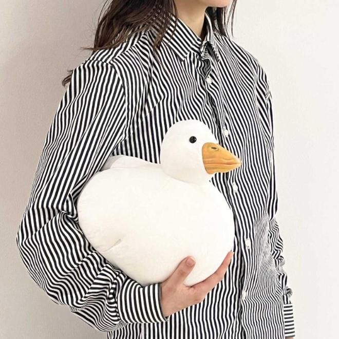 ぽってり丸い 真っ白アヒルのもっちりクッション│YOU+MORE！│フェリシモ