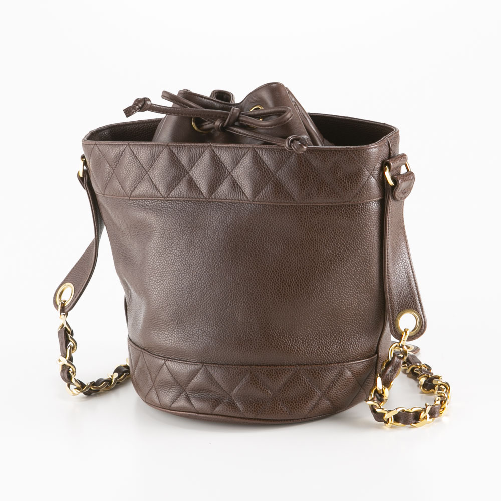 ヴィンテージ・中古】シャネル CHANEL キャビアスキン巾着マトラッセ