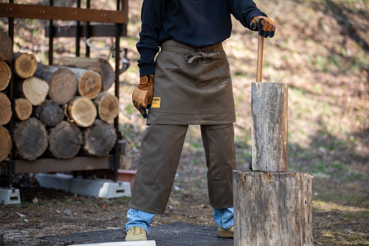 ファイヤーガードチャップス｜製品を見る｜薪⽕の総合商社 ファイヤー