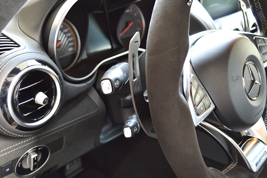 メルセデスベンツスペシャルショップ「first」