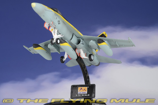 Easy Model 1:72 F/A-18C Hornet USN VFA-192 Golden Dragons NF300 | eBay