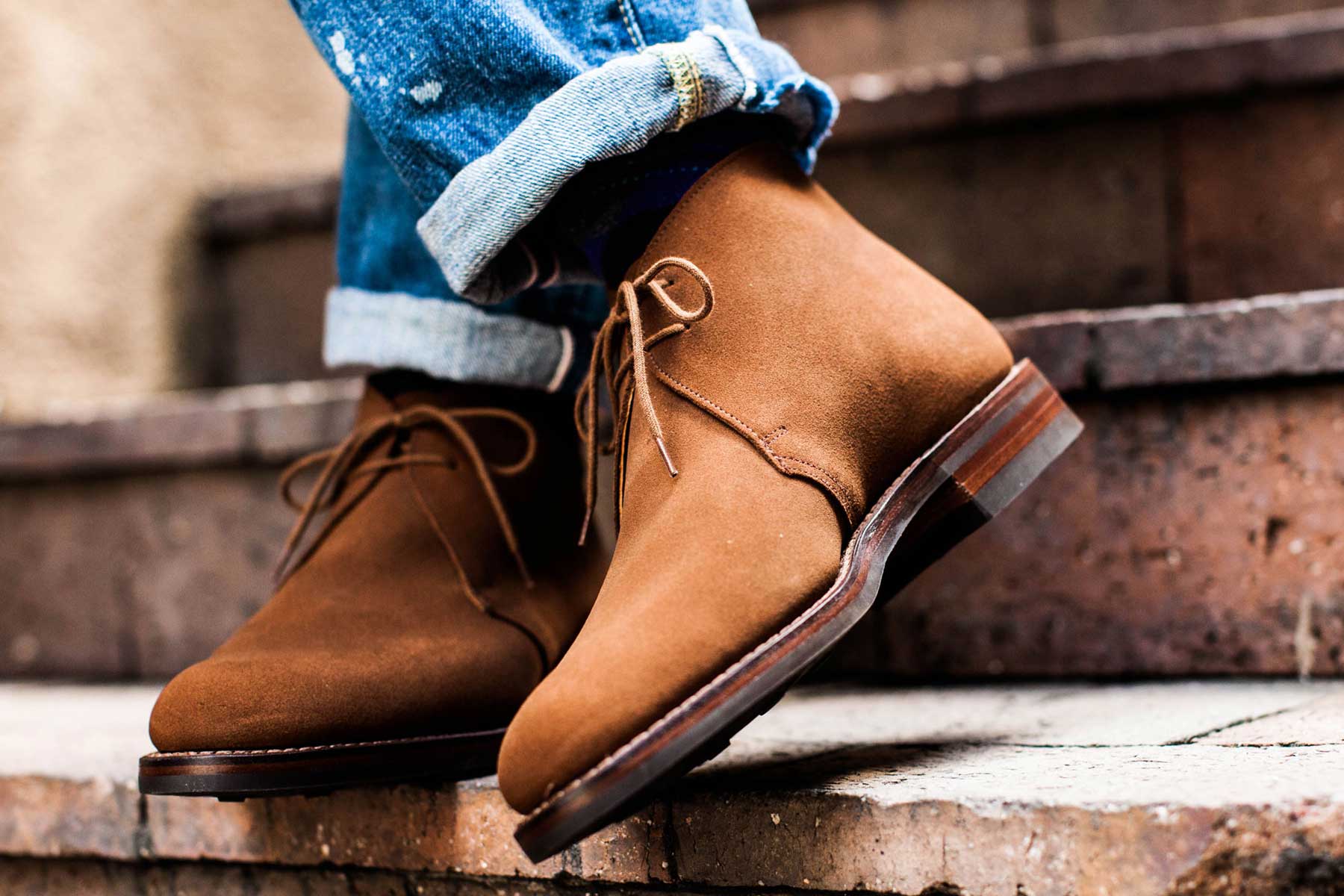 クロケット＆ジョーンズ | 軽快に、クラシックを履く。「CHUKKA