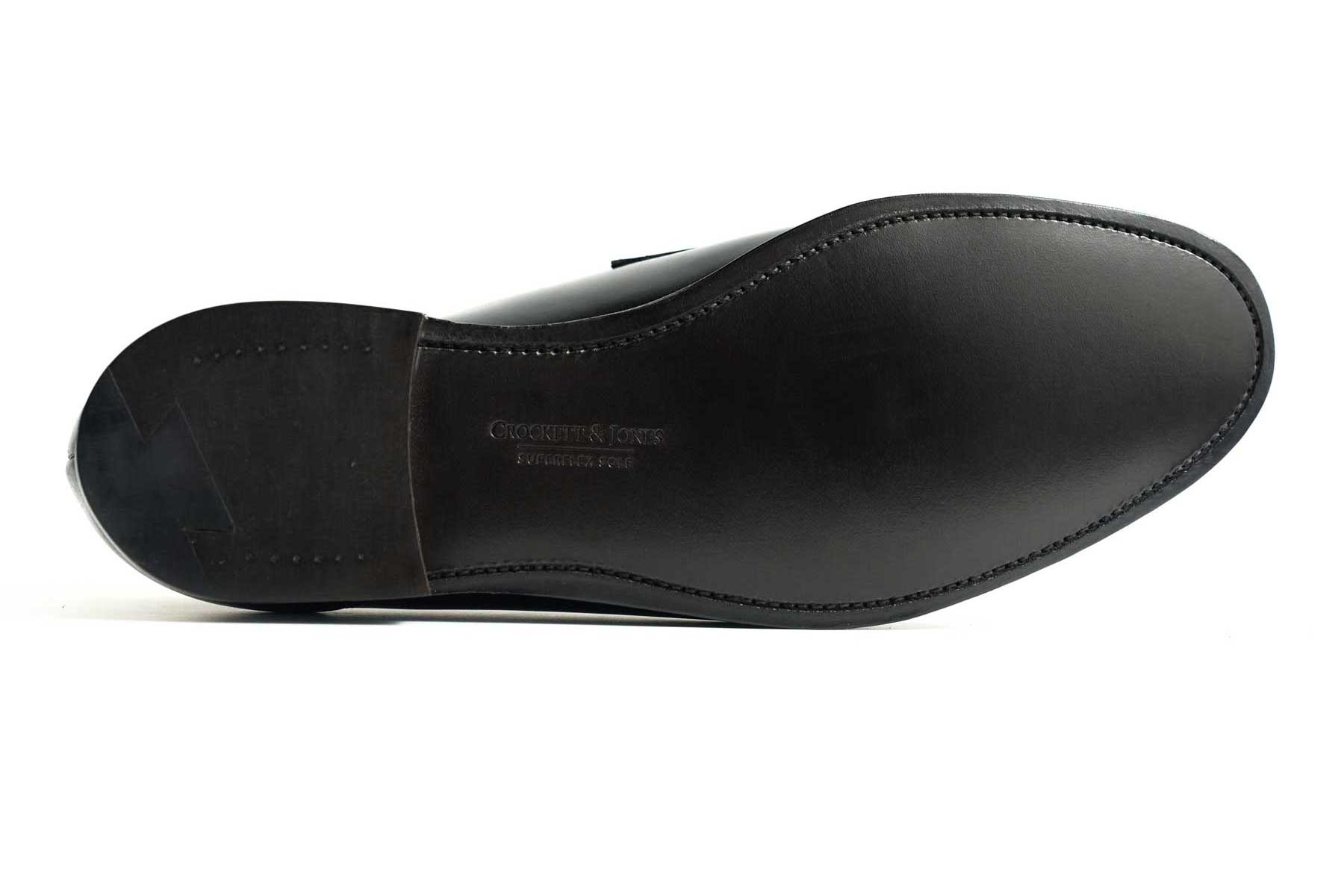 クロケット＆ジョーンズ | 贅沢なードバンを、軽やかに履く「HARVARD 2