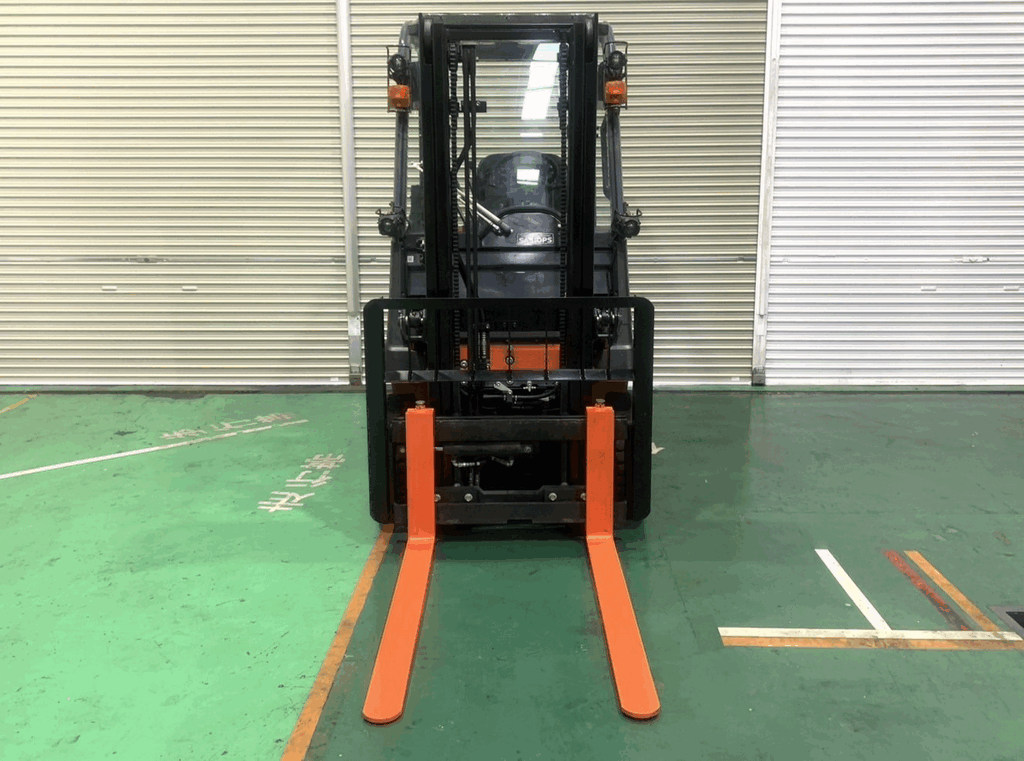 トヨタ中古フォークリフト【8FBH15】［No.251］高年式・使用時間少な目