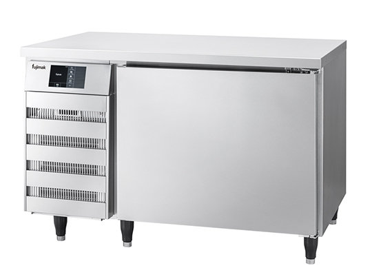 ブラストチラー＆フリーザー｜急速冷却で食品を安全に保存。クックチル