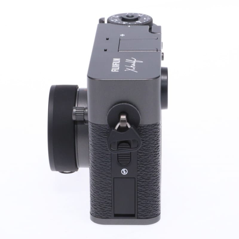 富士フイルム X half (FUJIFILM X-HF1) チャコールシルバー 中古
