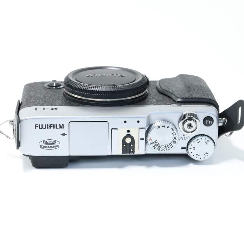 富士フイルム FUJIFILM X-E1 ボディ シルバー AB-ランク 中古｜フジヤ