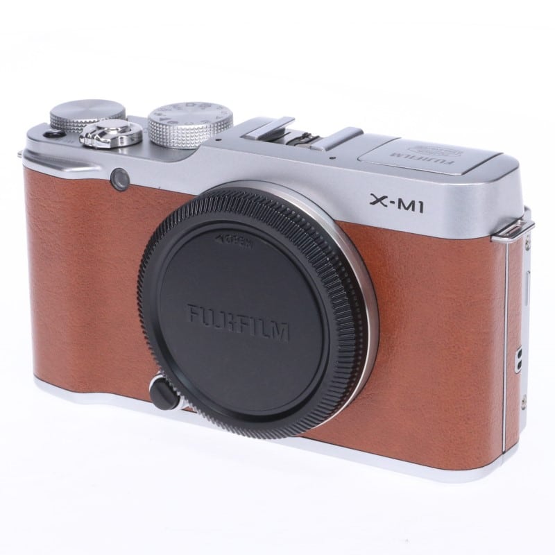 □ 美品 □ FUJIFILM X-A1 ダブルズームレンズキット ブラウン 富士