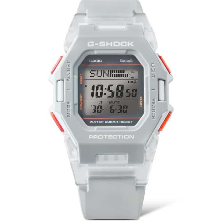 Compact G-Shock GD-B500 with Bluetooth and step tracker is an