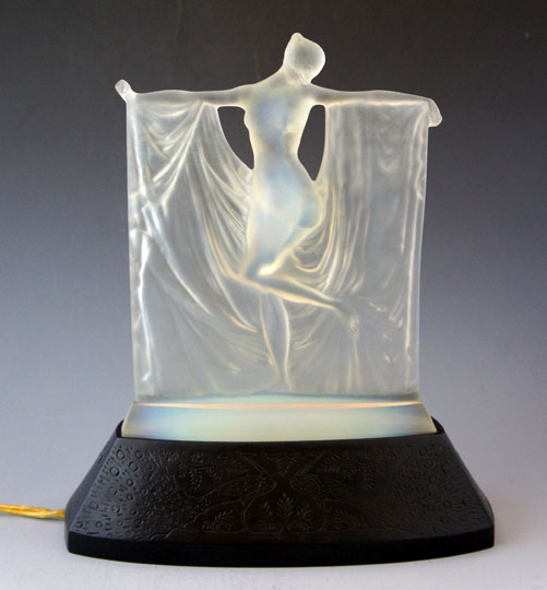 1925年「スザンヌ」《ギャルリーオルフェ》