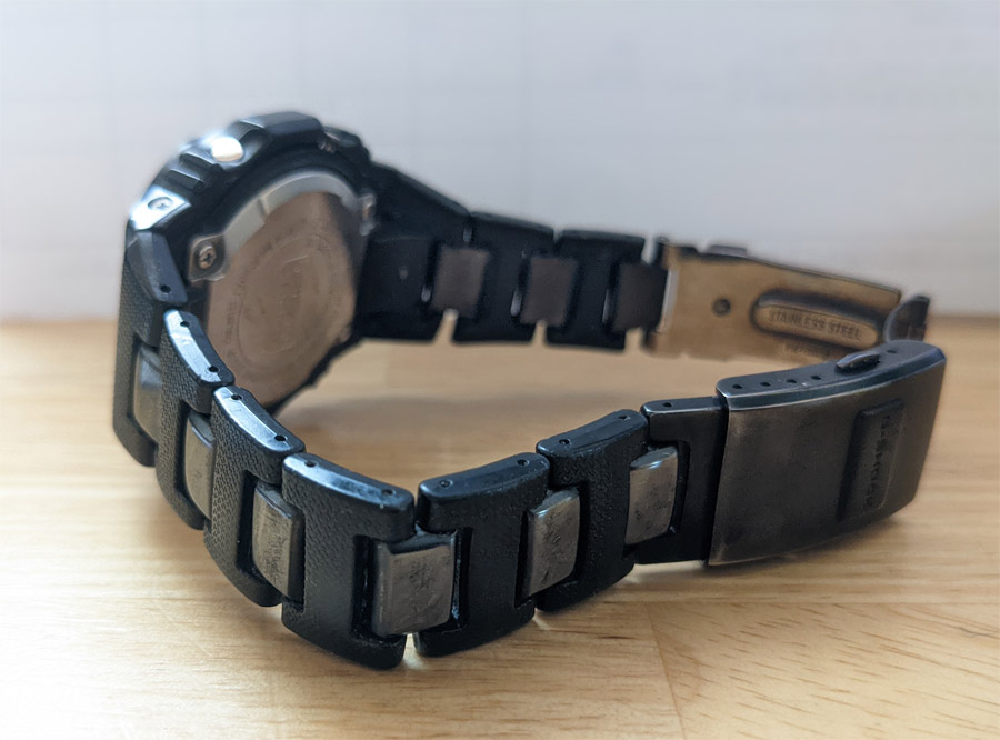 CASIO G-SHOCK GW-M5610UBC[モノトーンで大ヒット 革新的なのは