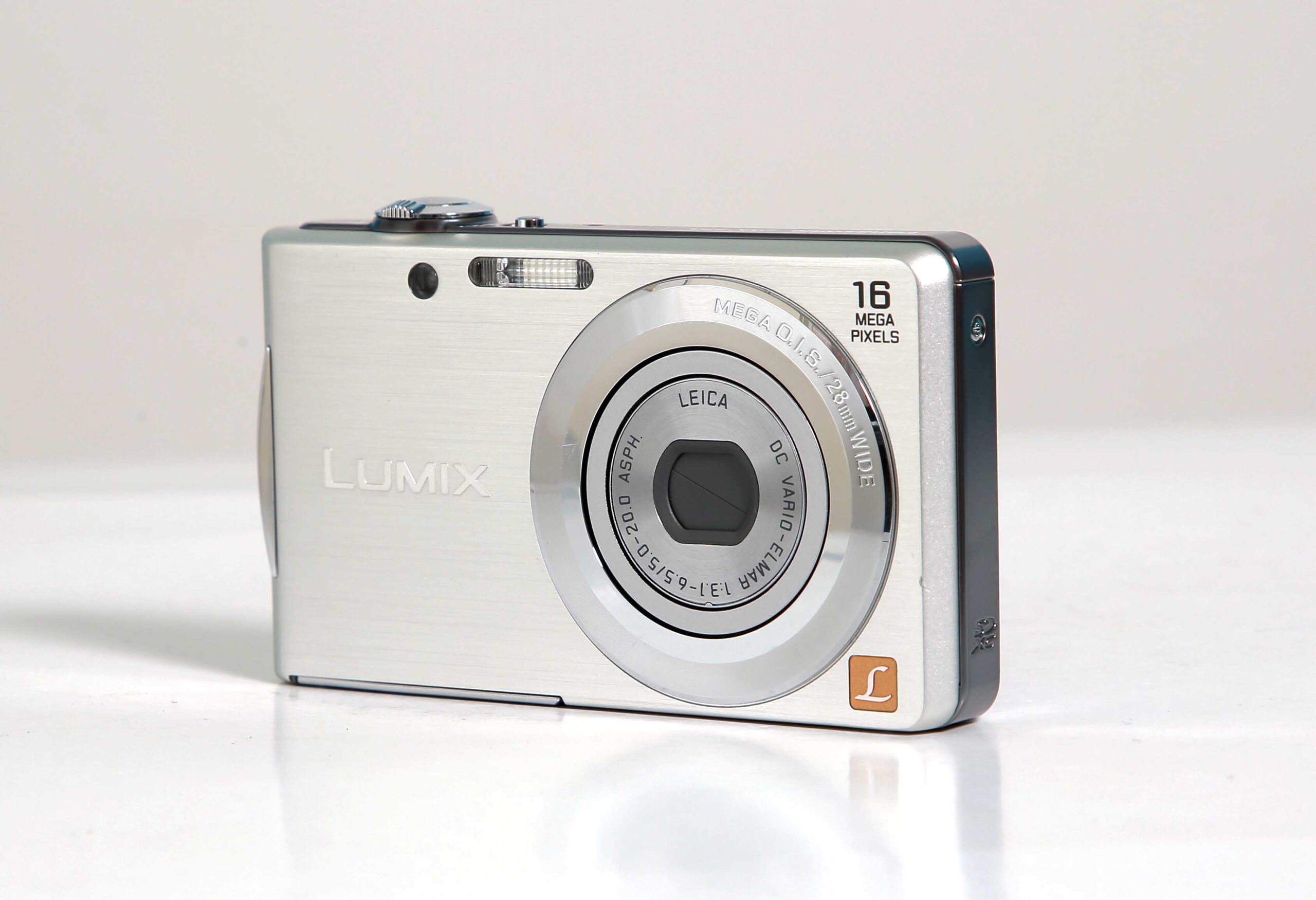 PANASONIC LUMIX DMC-FH5 - 新潟県で中古カメラ・中古レンズの高価買取