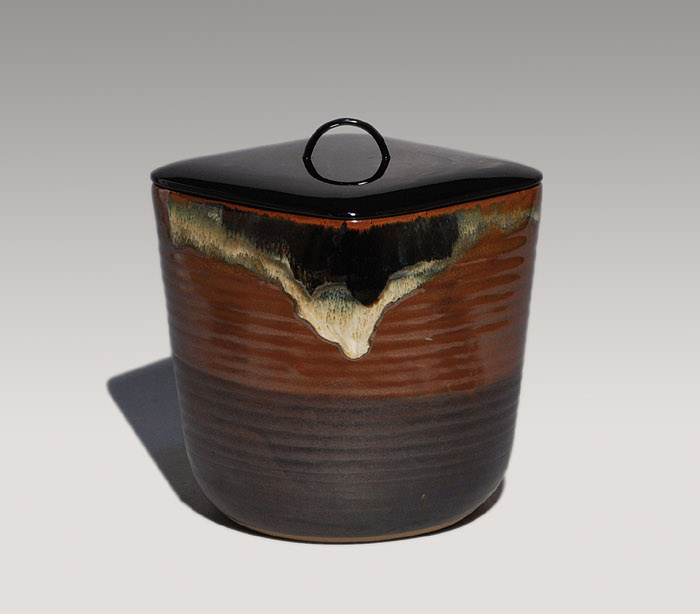 高取焼 初代 鬼丸雪山(造) 菱形水指 | 古美術ささき