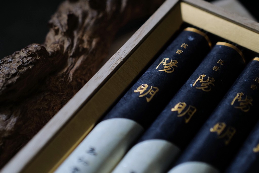 短寸5把入高級進物線香シリーズ発売 | TOPICS | お線香・お香の玉初堂