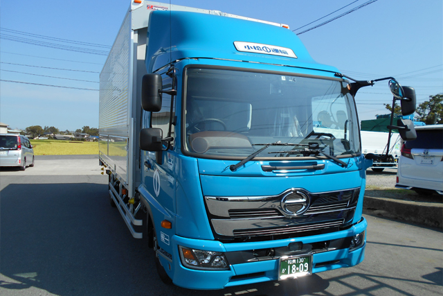 4t 長距離輸送ドライバー ::: 小松運輸株式会社