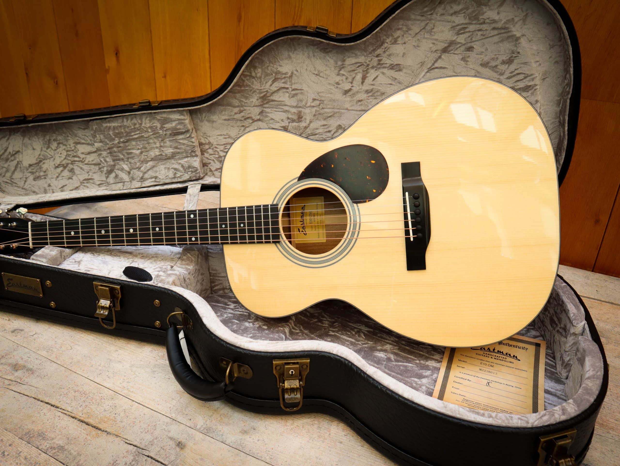 Eastman E10 OM - Kauffmann's Guitar Store