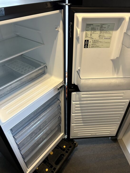 大阪市住吉区へ出張【買取】ツインバード ノンフロン 2ドア冷凍冷蔵庫