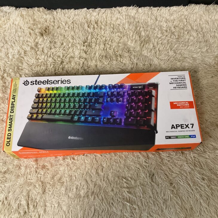 鎌倉市でSteelSeries Apex 7 赤軸 日本語配列 外箱付き美品を出張買取