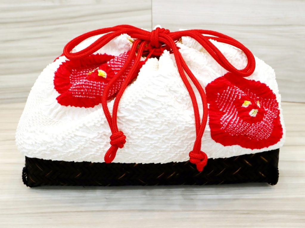 尺籠2023・3種｜華やかで贅沢な正絹総絞りの希少な籠付巾着