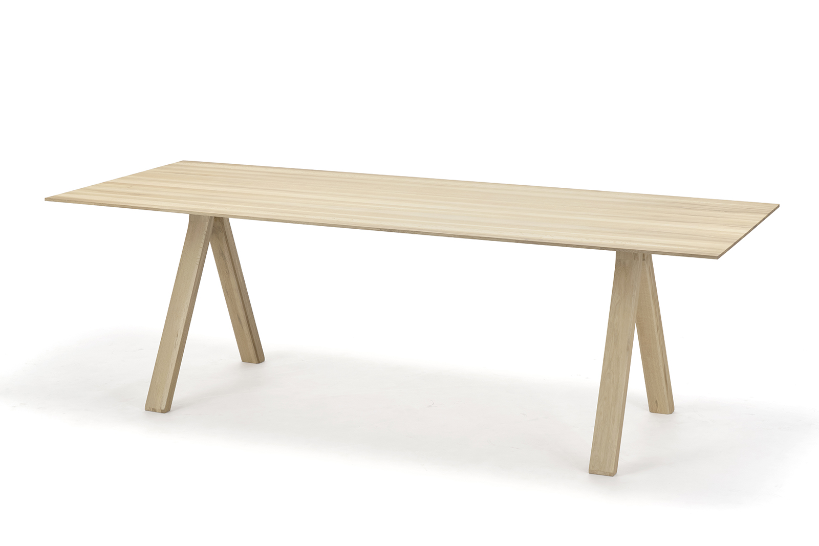 Spectrum ST 240 ‒ KARIMOKU NEW STANDARD (KNS)