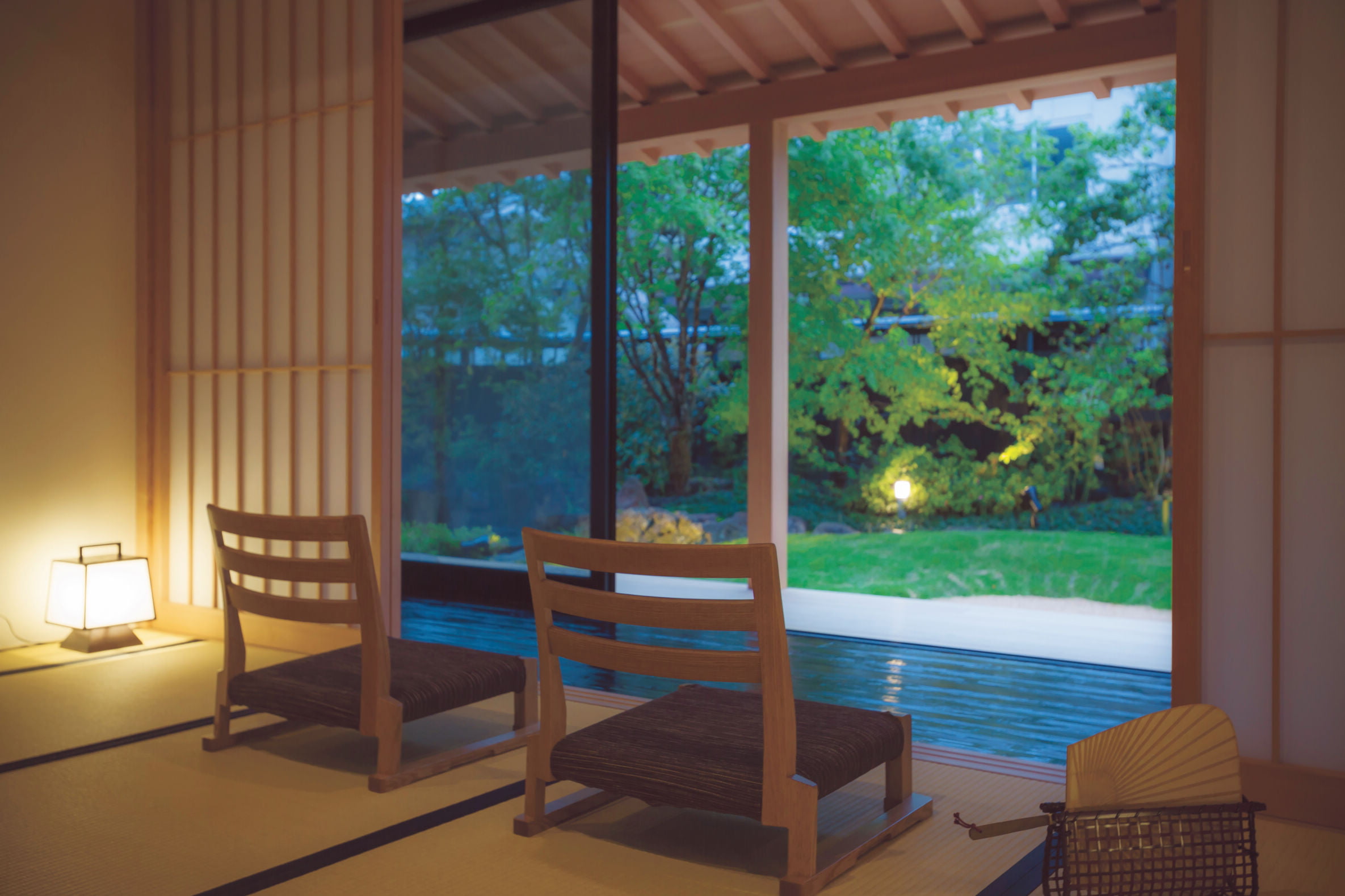 スタッキング座椅子 - 国産無垢家具は飛騨高山発の家具メーカー KASHIWA