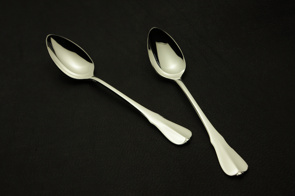 宮内庁御用達】銀食器 最上級の素材を惜しみなく使用した重厚感溢れる