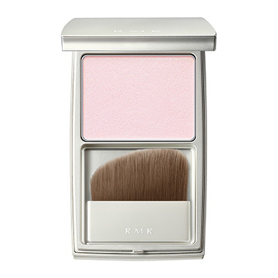 RMK シルクフィット フェイスパウダー EX-02 プロの評価は？ RMK「シルクフィット フェイスパウダー」使い方の実例