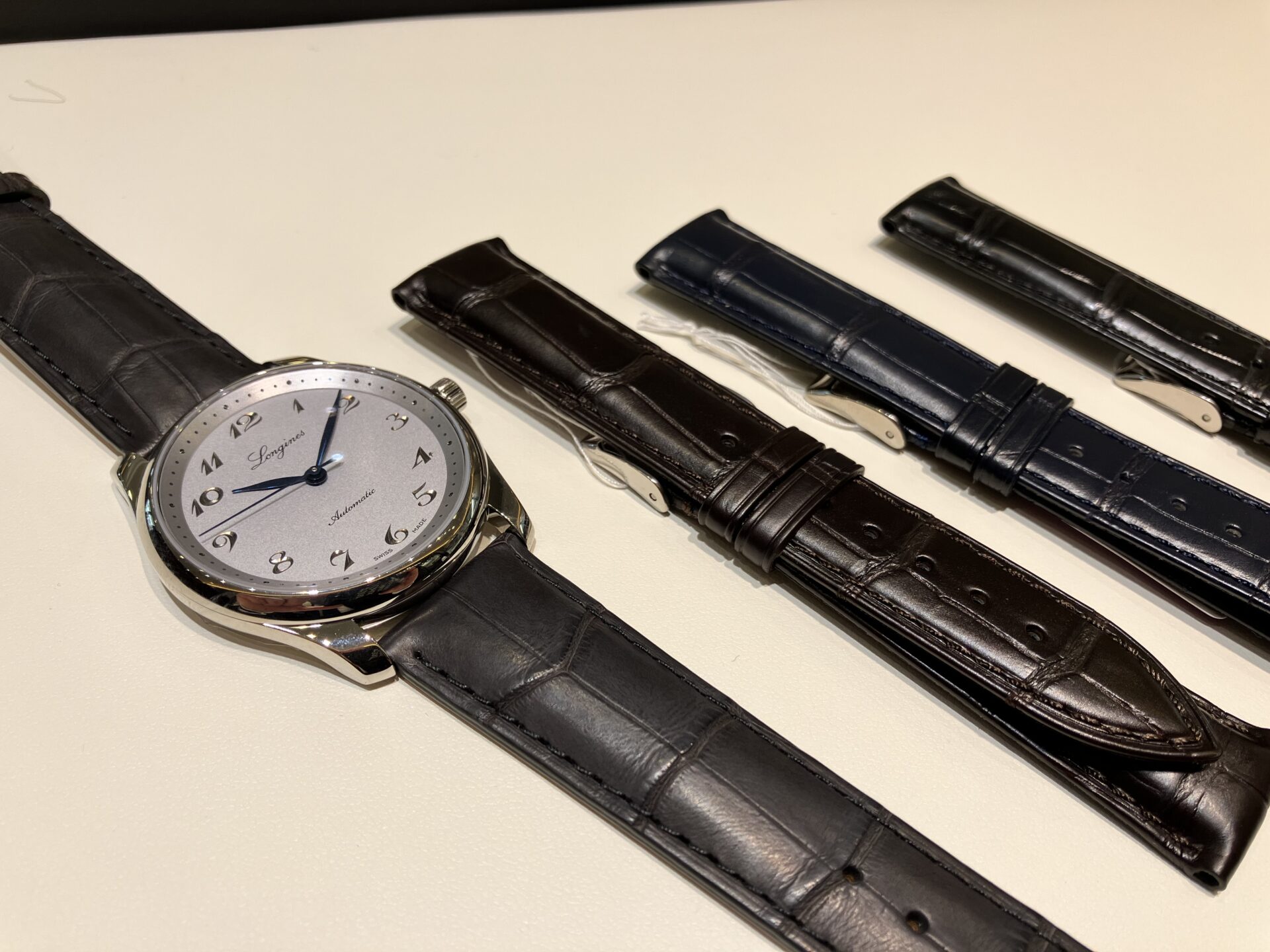 LONGINES ロンジン 】時計ベルト ストラップ交換を愉しむ / ロンジン