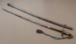 旧日本軍の軍刀、サーベル指揮刀をお譲りいただきました｜くまねこ堂