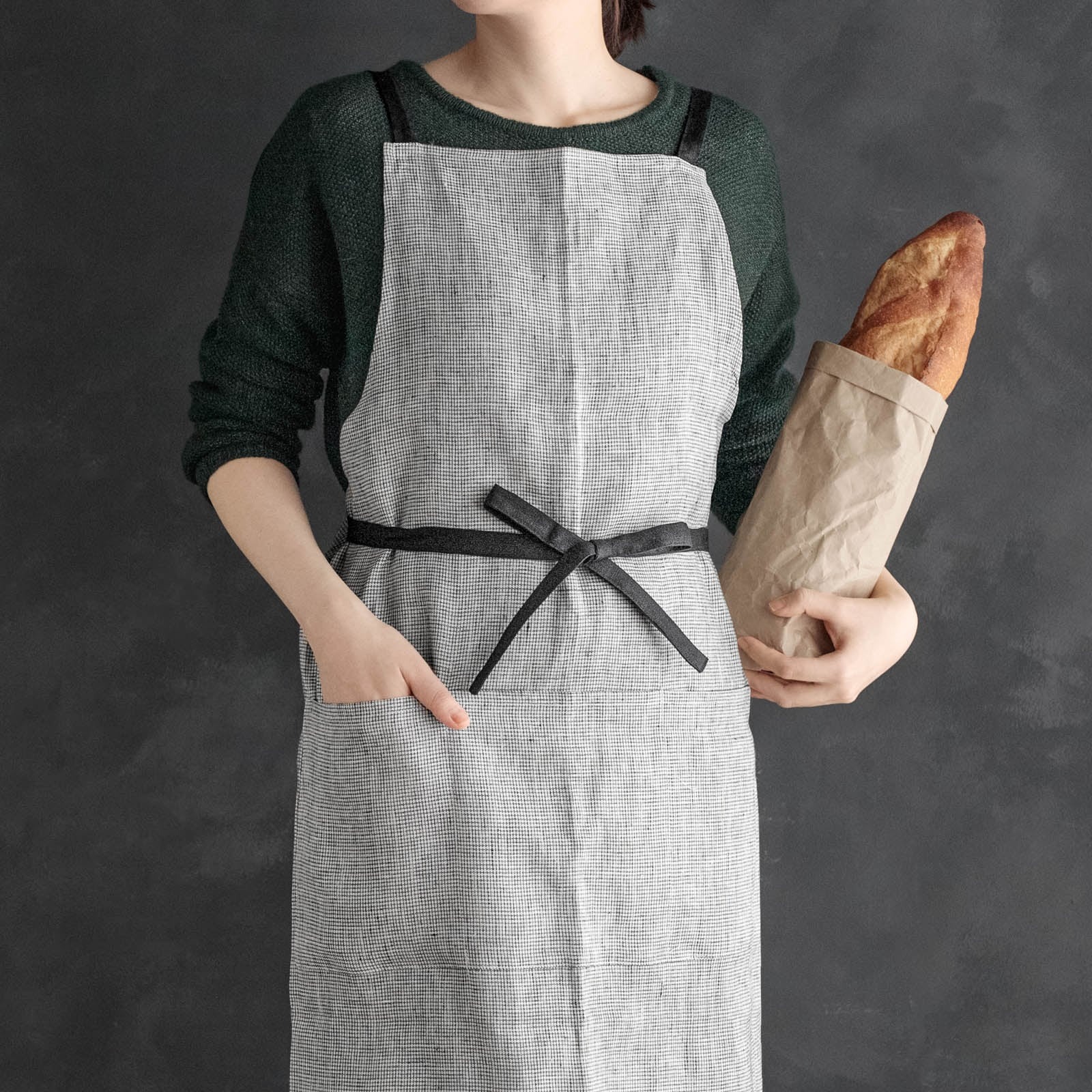 麻100％のお洒落なリネンエプロンです。プレゼントにもどうぞ☆ 天然