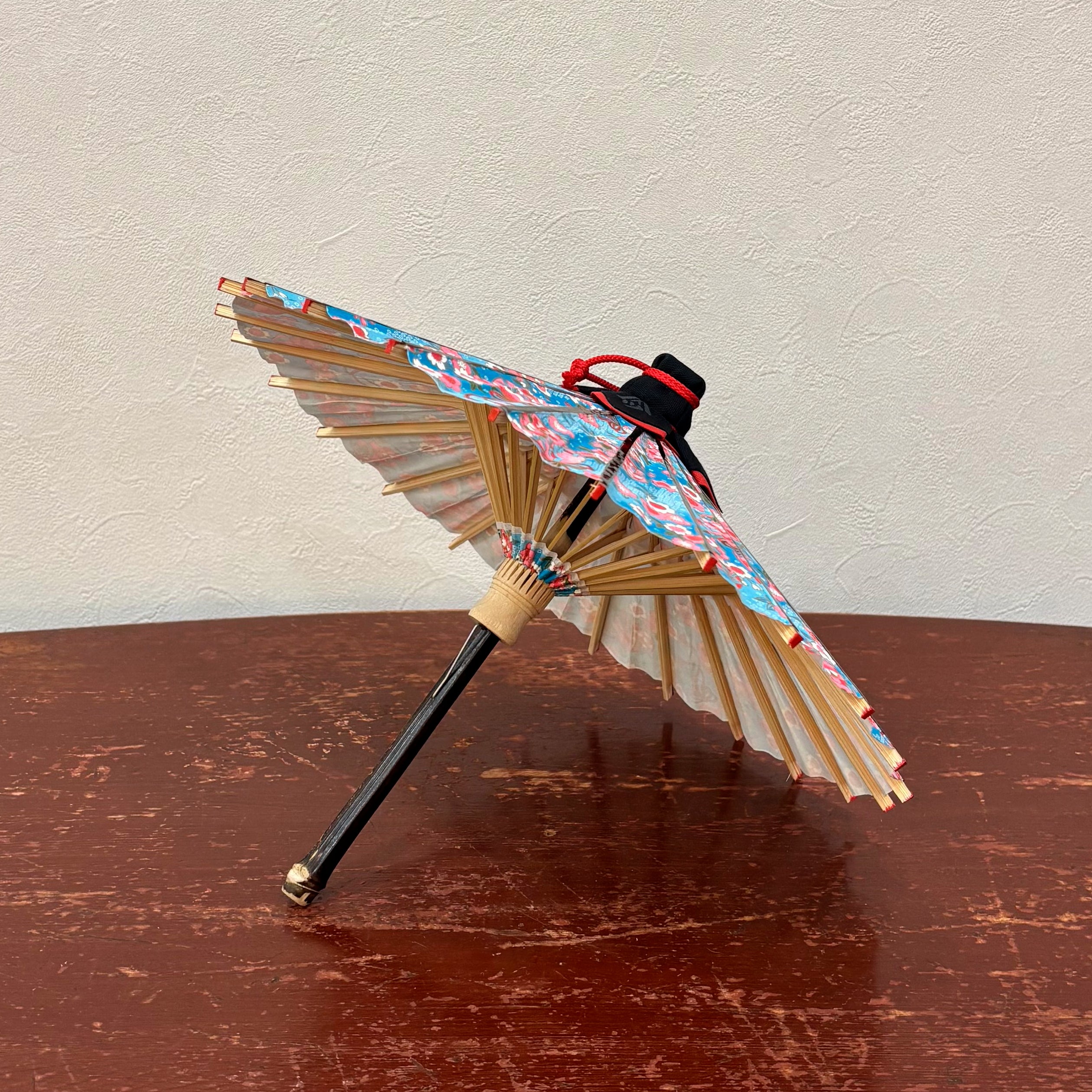 ミニサイズの和傘｜姫和傘 金彩文様｜ 京都和傘屋 辻倉 - 日本最古の