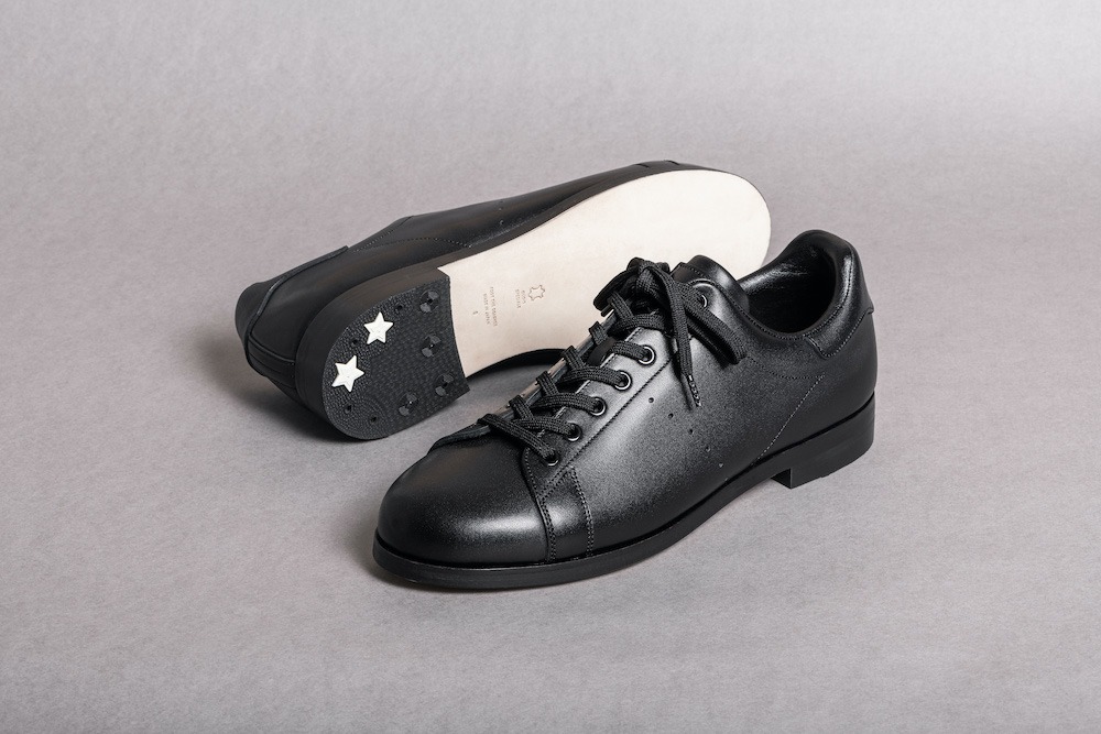 The new light and elegant Foot the Coacher shoes are halfway
