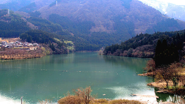 神通川第一ダム湖