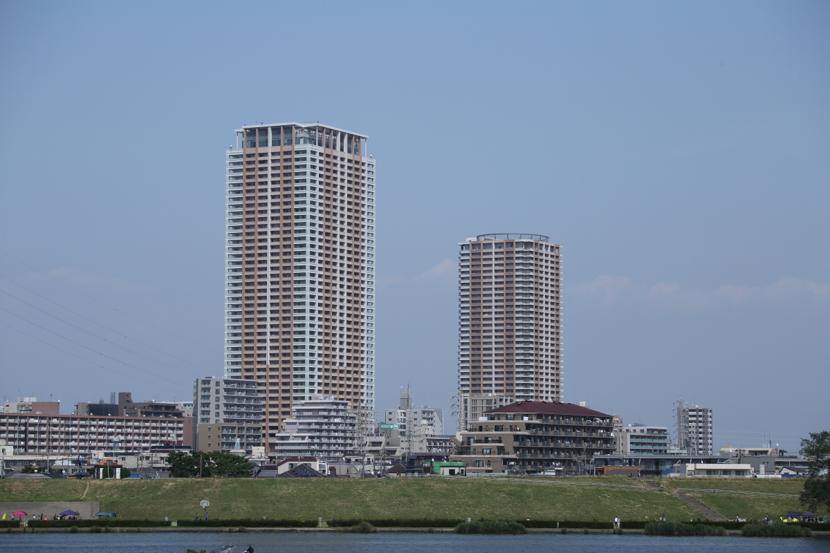 天体写真撮影用／赤外写真撮影用デジタルカメラ改造処理の解説