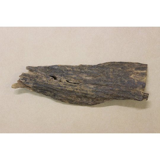 苦味と辛味の香りがあるインドネシア産タニ沈香です。お手頃価格の品を